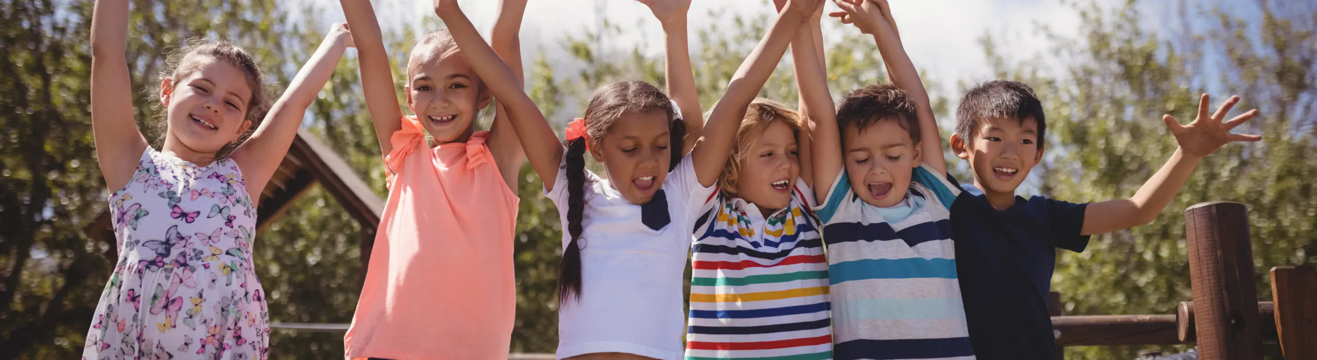Niños felices de fondo